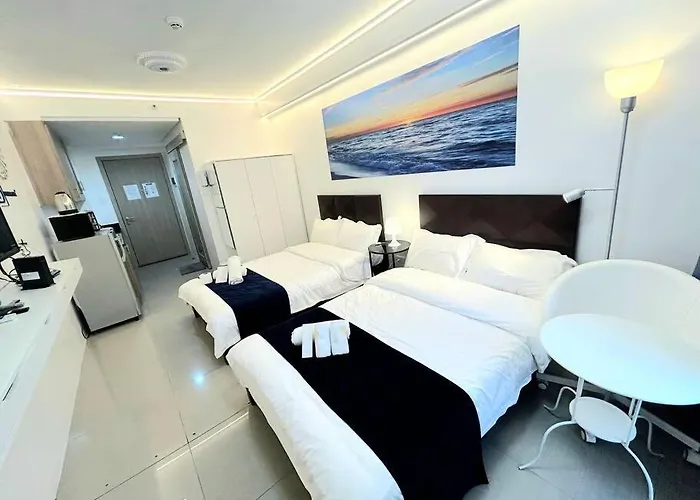 Mall Of 1656 Dynastel Shore Staycation Apartamento *